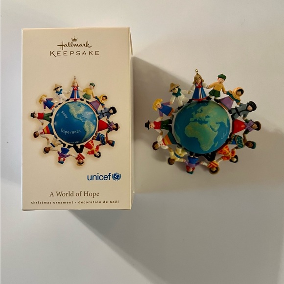 Hallmark Keepsake Unicef World of Hope ornament - Picture 6 of 6